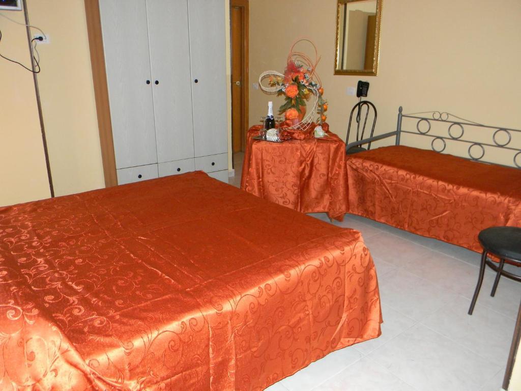 Hotel Mi.Ro. Casalnuovo Di Napoli Room photo